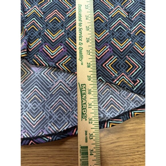 LuLaRoe T Shirt‎ Size Small High Low Short Sleeve Geometric Stretch Teacher - Picture 4 of 8